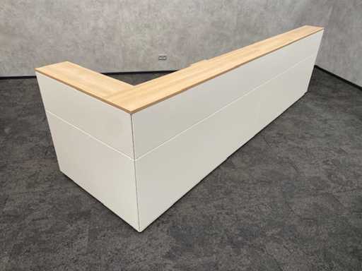 Wini - receptie- / baliemeubel