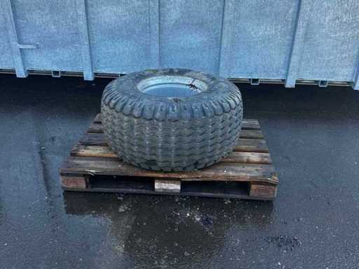 BKT – Landwirtschaftsreifen IMP Lement AW-708 400/60-15.5 mit 6-Loch Felge (1x)