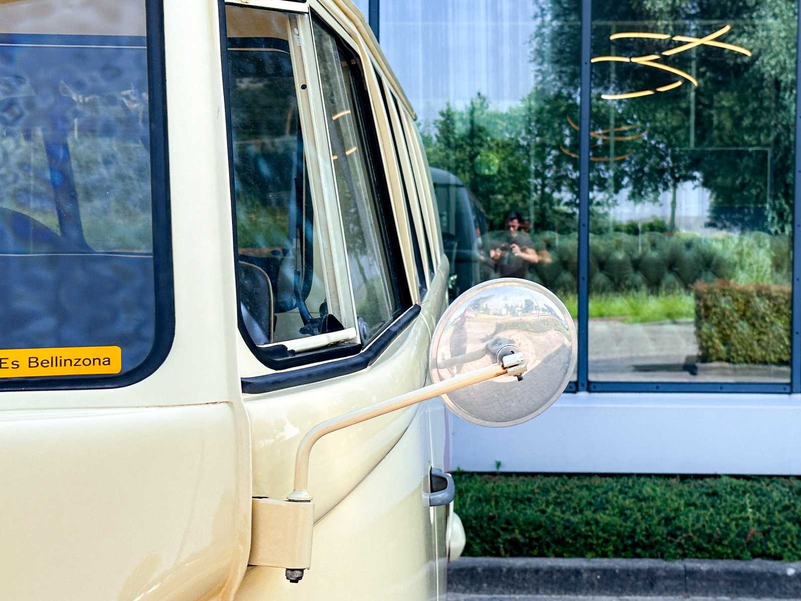 Volkswagen T1 Ambulance Transporter 1500-27 1965, BE-02-41