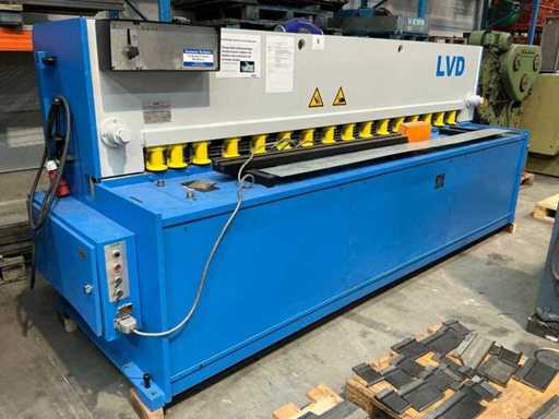 1971 Lvd MV-4 ghilotină de forfecare