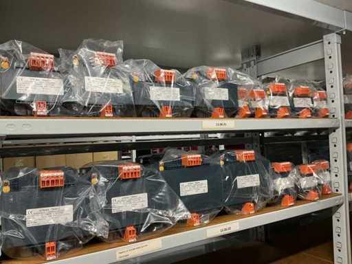 Lot de diverse transformatoare transformatoare (16x)