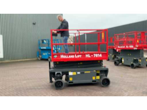 068f0d8d-9b69-4c6c-ae20-a748ccd95fe6.mp4