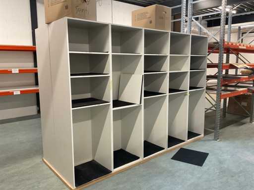 Kvik – Schrankwand 300x56x208 cm