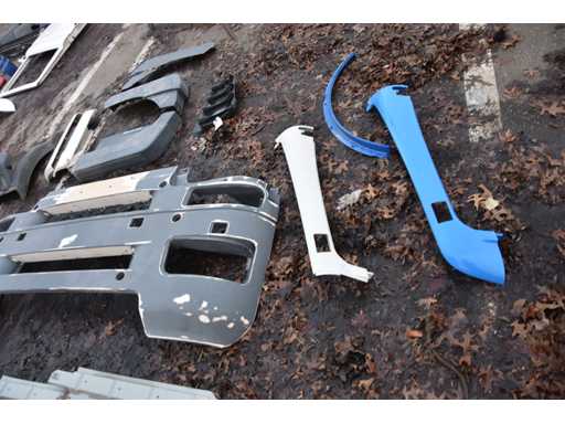 HOMME Lot : Parties du corps