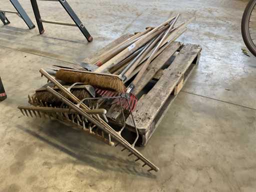 Partia narz?dzi ogrodowych