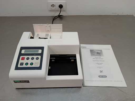 Bio-Rad - 550 - ELISA plate reader
