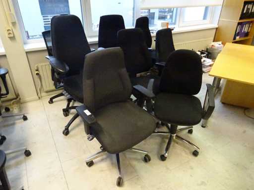 Bürostuhl (8x)