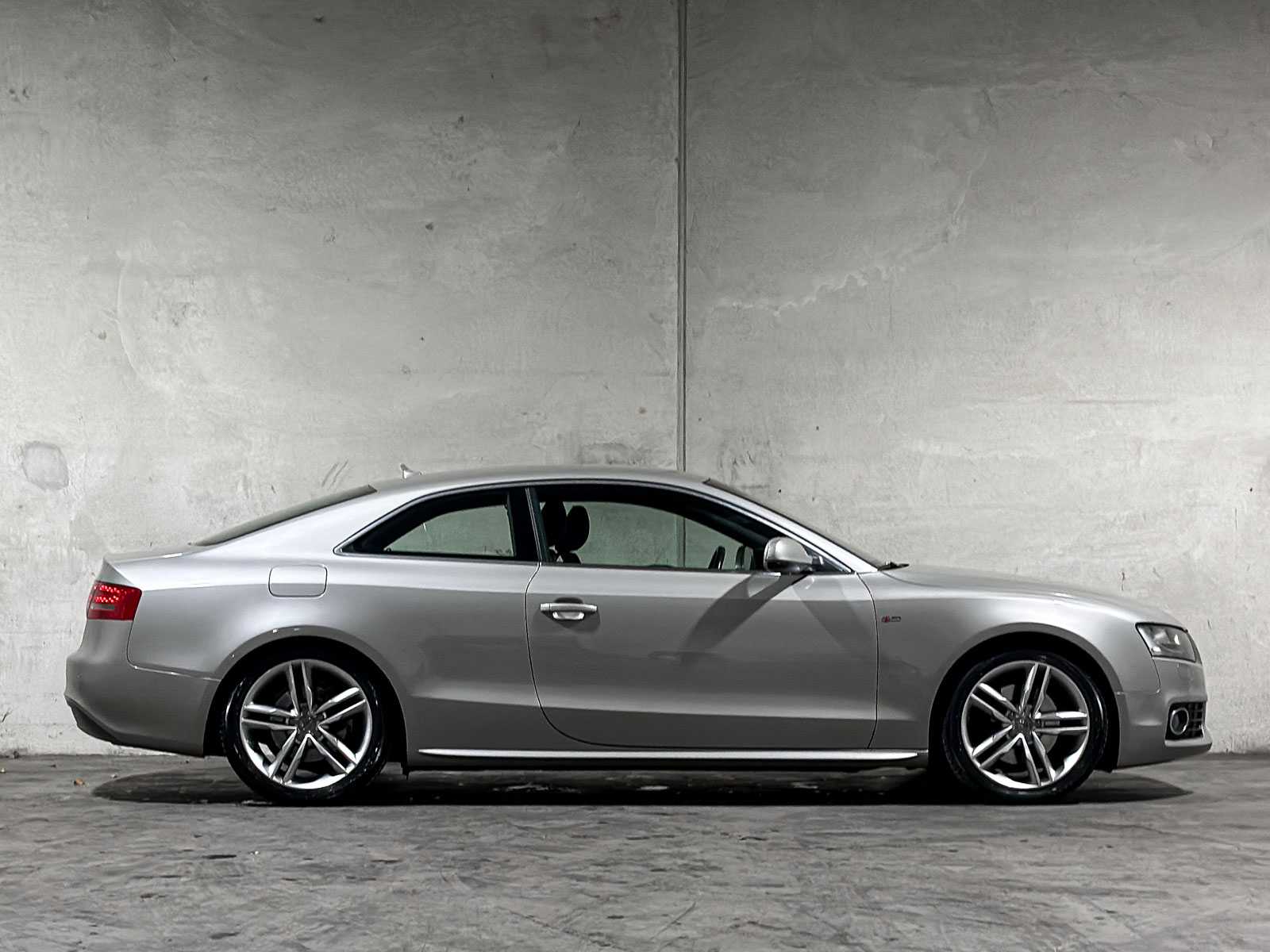 Audi A5 Coupé 2.0 TFSI Quattro Pro Line S 211pk 2011 (Origineel-NL), 91-PTK-8