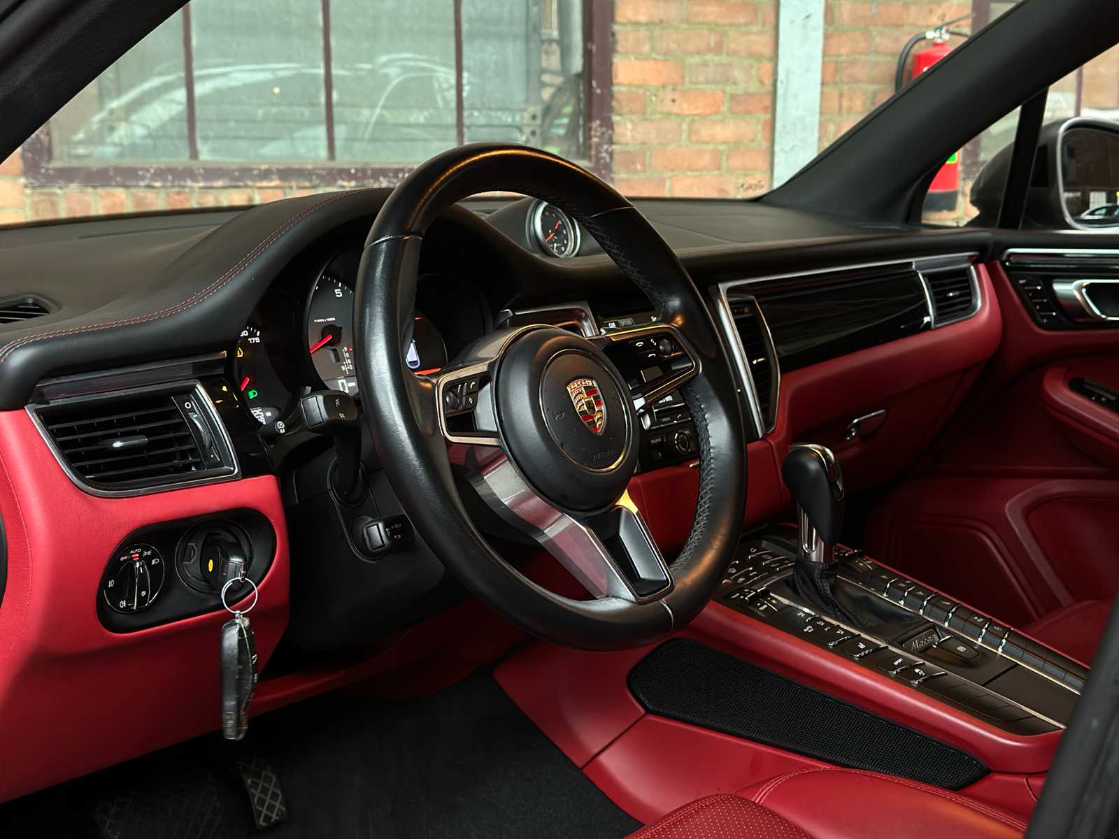 Porsche Macan S 3.0 V6 340pk 2014