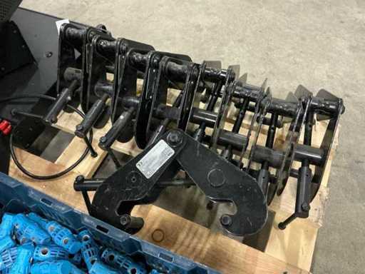 Yale YC Beam Clamp (9x)