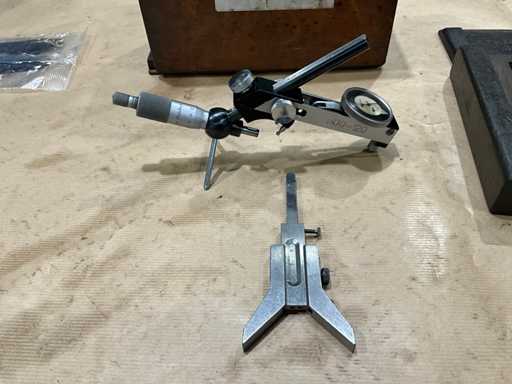 Mitutoyo Post Groove As Micrometer met Dieptemeter
