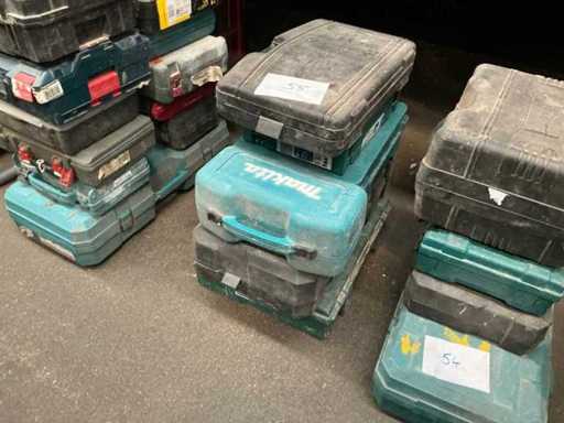 Various machine cases (6x)