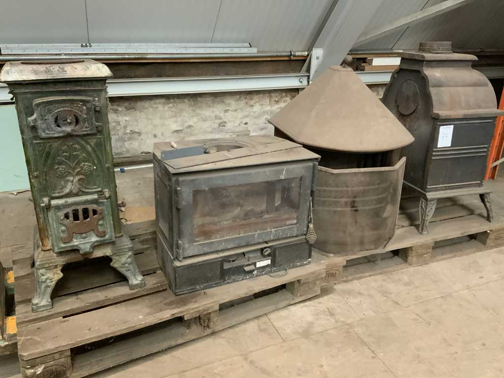 Wood-burning stove (4x)