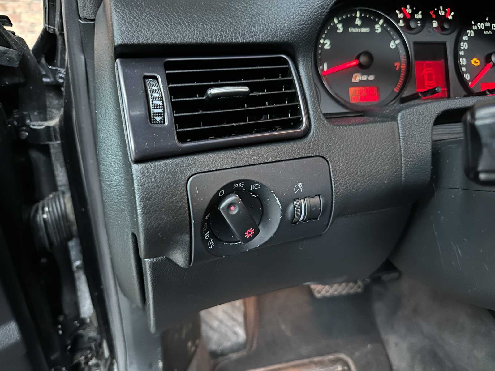 Audi RS6 Avant C5 4.2 V6 Quattro 450pk 2003, 72-NZ-TZ Youngtimer