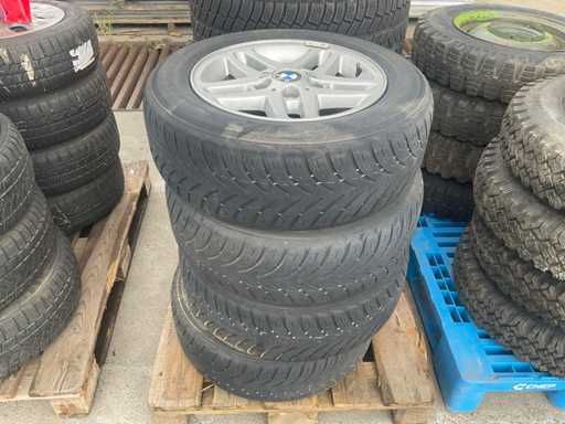TOYO Autoreifen mit BMW Felge 195/65 R15 (4x)