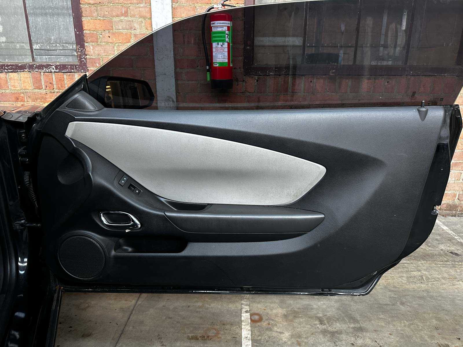 Chevrolet Camaro LS 3.6 V6 328pk 2014