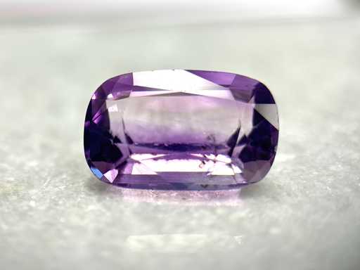 Paarse amethist 10.96 carat natuurlijke amethist