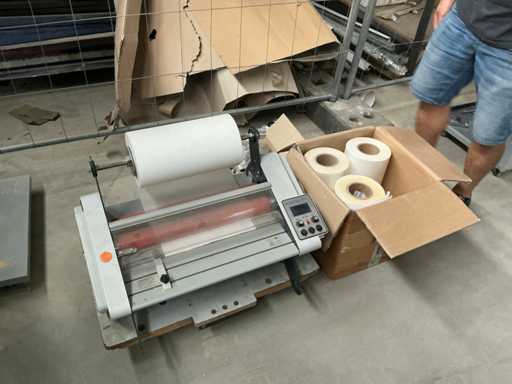 MATRIX - MD460 - ROLL Laminator