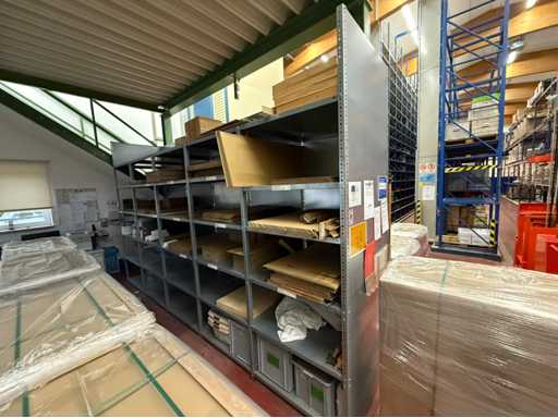 Rayonnages de stockage