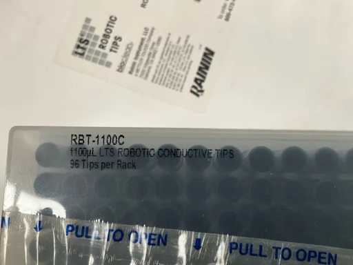 12 boxes robotic tips and party various robotic tips wo RAININ