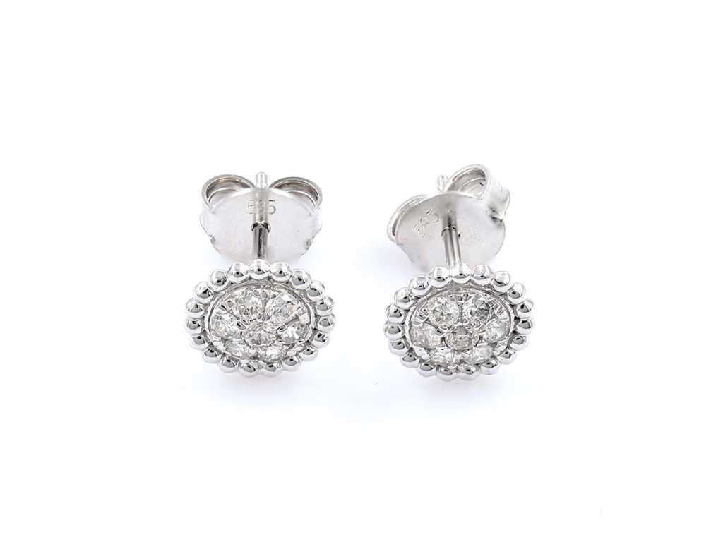 14 KT White gold Earring With Natural Diamonds
