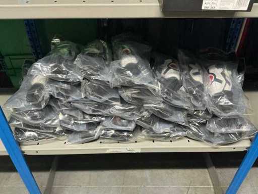 Batch Nike Schienbeinschoner (31x)