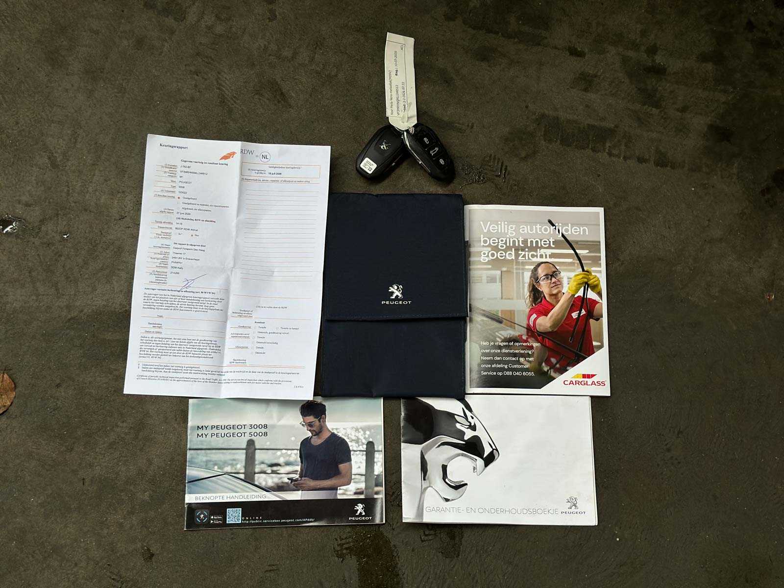 Peugeot 5008 1.2 PureTech Blue Lease GT-Line 131 PS 2020, J-762-BF