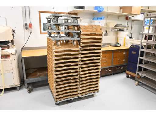 Broban Bread Crate including various trolley (62x)