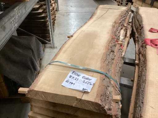Oak European block / trunk Oak European / 2.20m long / diameter approx. 55cm/ sawn in 70mm / 6 planks / dry air-dried