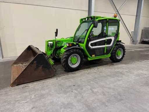 Agricultural & earthmoving machines