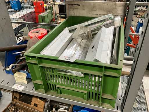 Emergency lighting (7x)