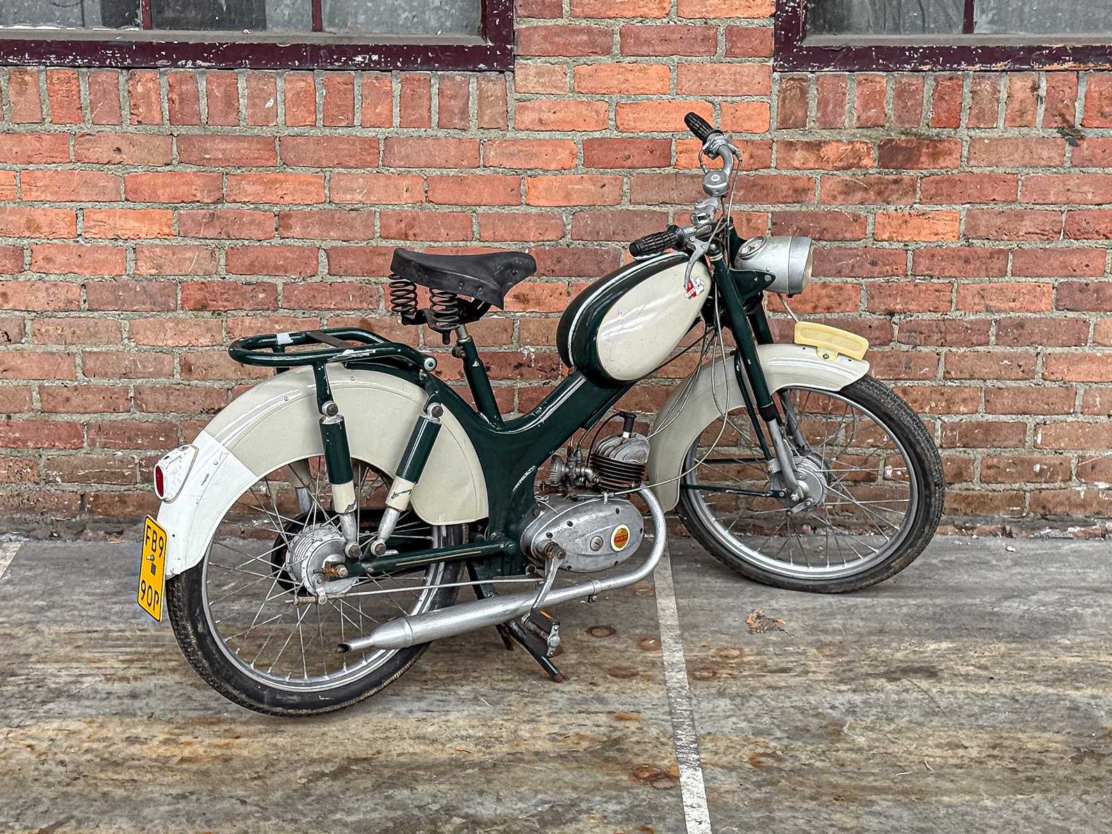 Vesting Pesetta 1973 Bromfiets, FB-990-P