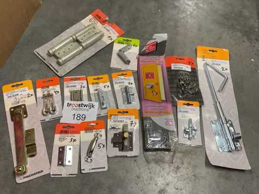 Schließschlösser, Scharniere, Briefkasten-Flaps