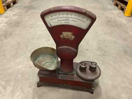 W.C. Olland Vintage Scale