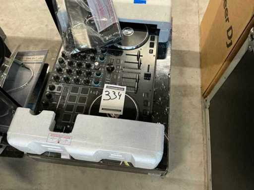 Contrôleur Reloop Terminal Mix 8 Dj