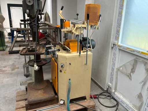 Camak AGM90S6 Kolomboormachine