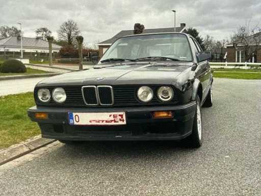 BMW 3 Series E30 318 Classic Car