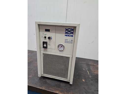 NESLAB CFT-25 Gekoelde Recirculator / Industriële Koeler