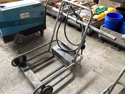 carrello porta fusti pompa pneumatica