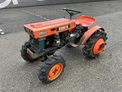 Kubota B6000 4WD Minitractor