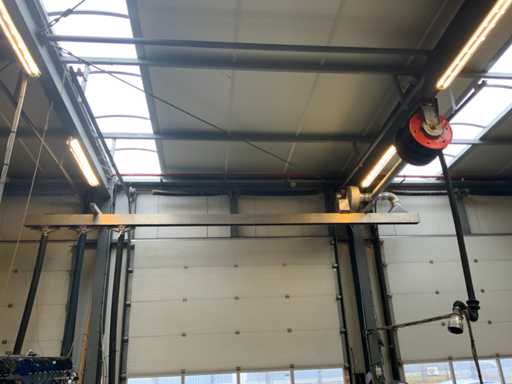 Sistem de extracție a evacuărilor pe șine