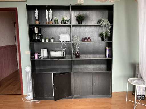 Unité murale avec contenu