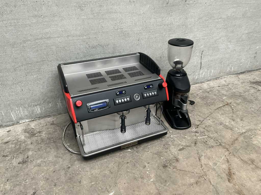 Macchine per caffè espresso con macinacaffè in grani