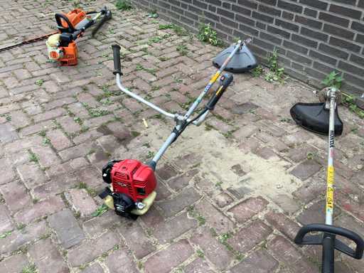 Honda Umk425 Bosmaaier