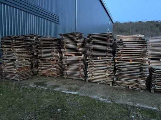 FĂRĂ PREȚ DE REZERVĂ - Set de grilaj / terasă de 500 de piese, 20 de paleți