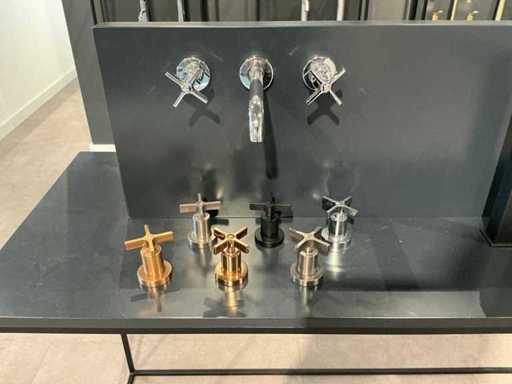 Festa - Cristina - Gru demolitrici