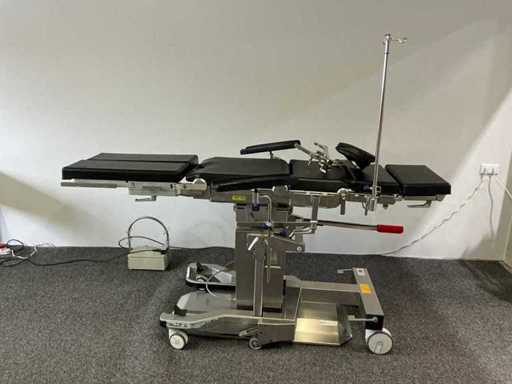 Maquet - 1150.02C0 + 1150.10A0 T+ 1145.61A0 - OP-Tisch