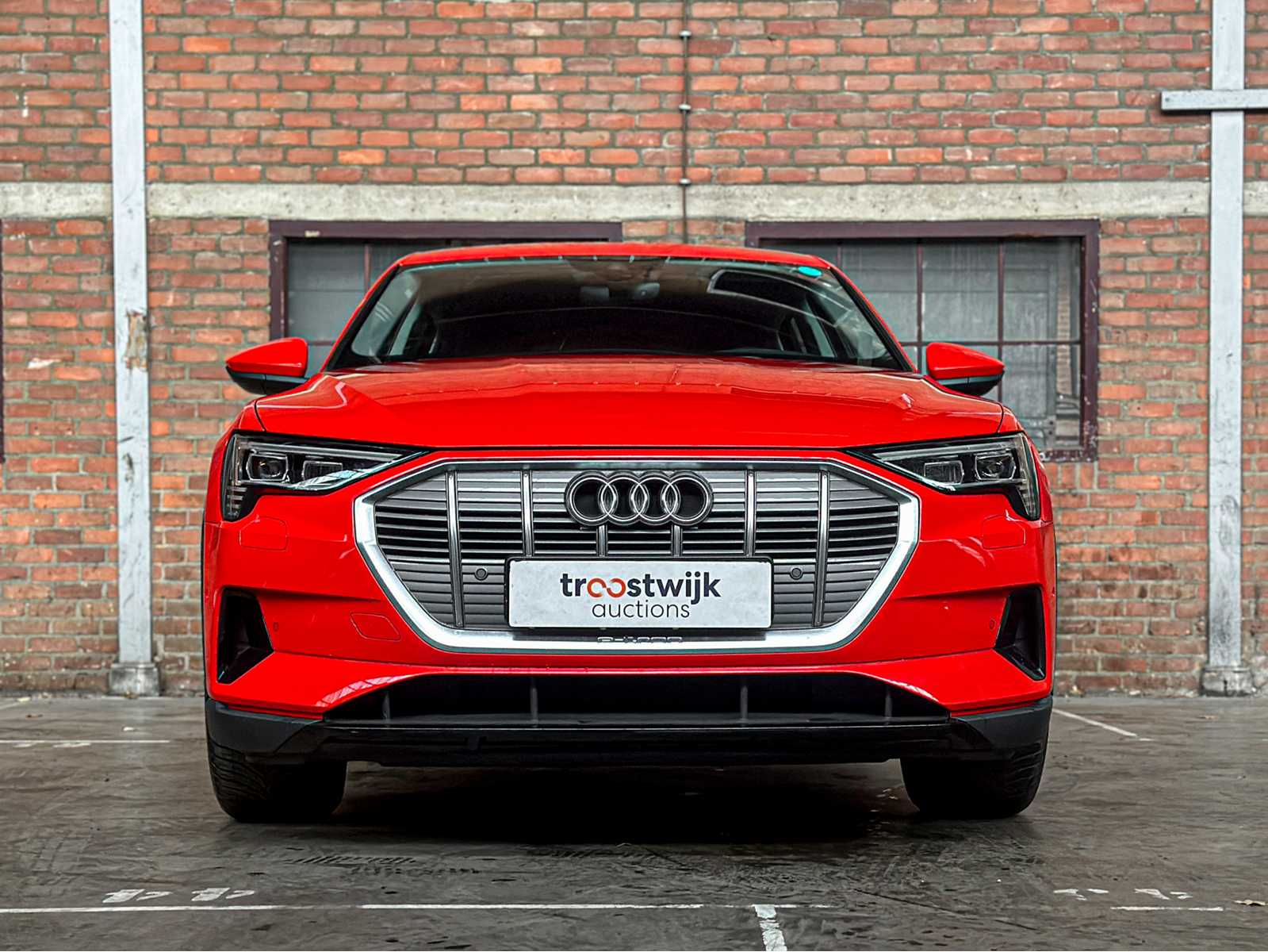 Audi e-tron 50 Quattro Edition 71 kWh 313pk 2020 (Origineel-NL), J-388-LL