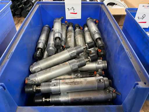 Cylindres pneumatiques