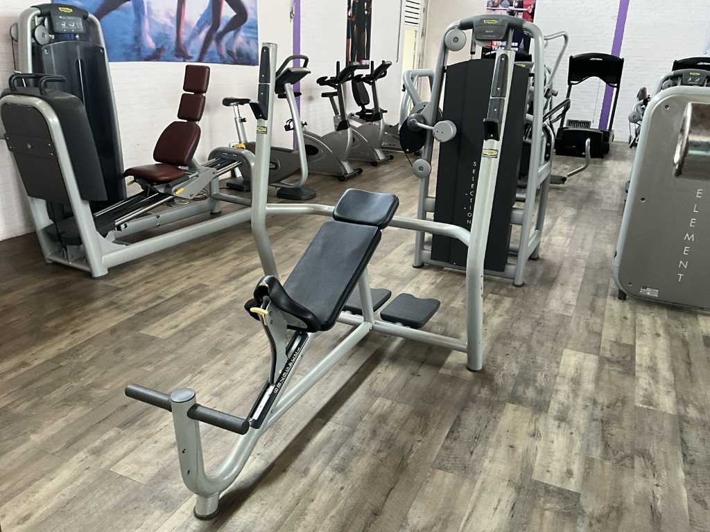 TechnoGym Stazione Multifunzione